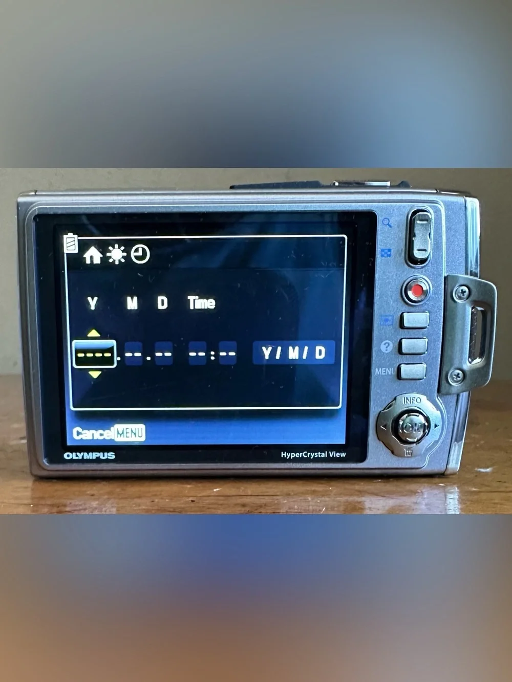 Olympus Tough TG-610 HDMI 14.0MP Rugged Waterproof Digital Compact Camera